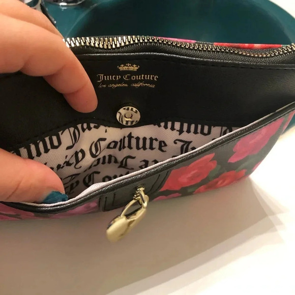 NWT JUICY COUTURE WRISTLET - Picture 3 of 4